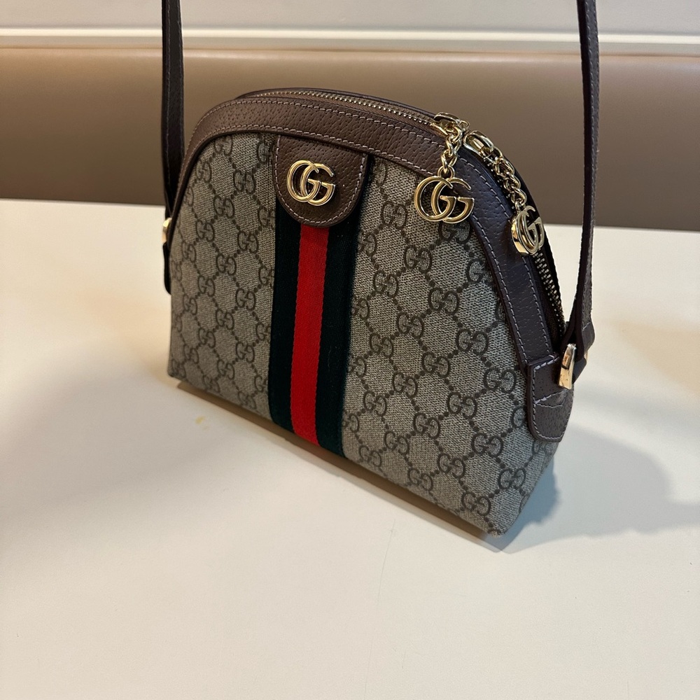 Crossbody bag